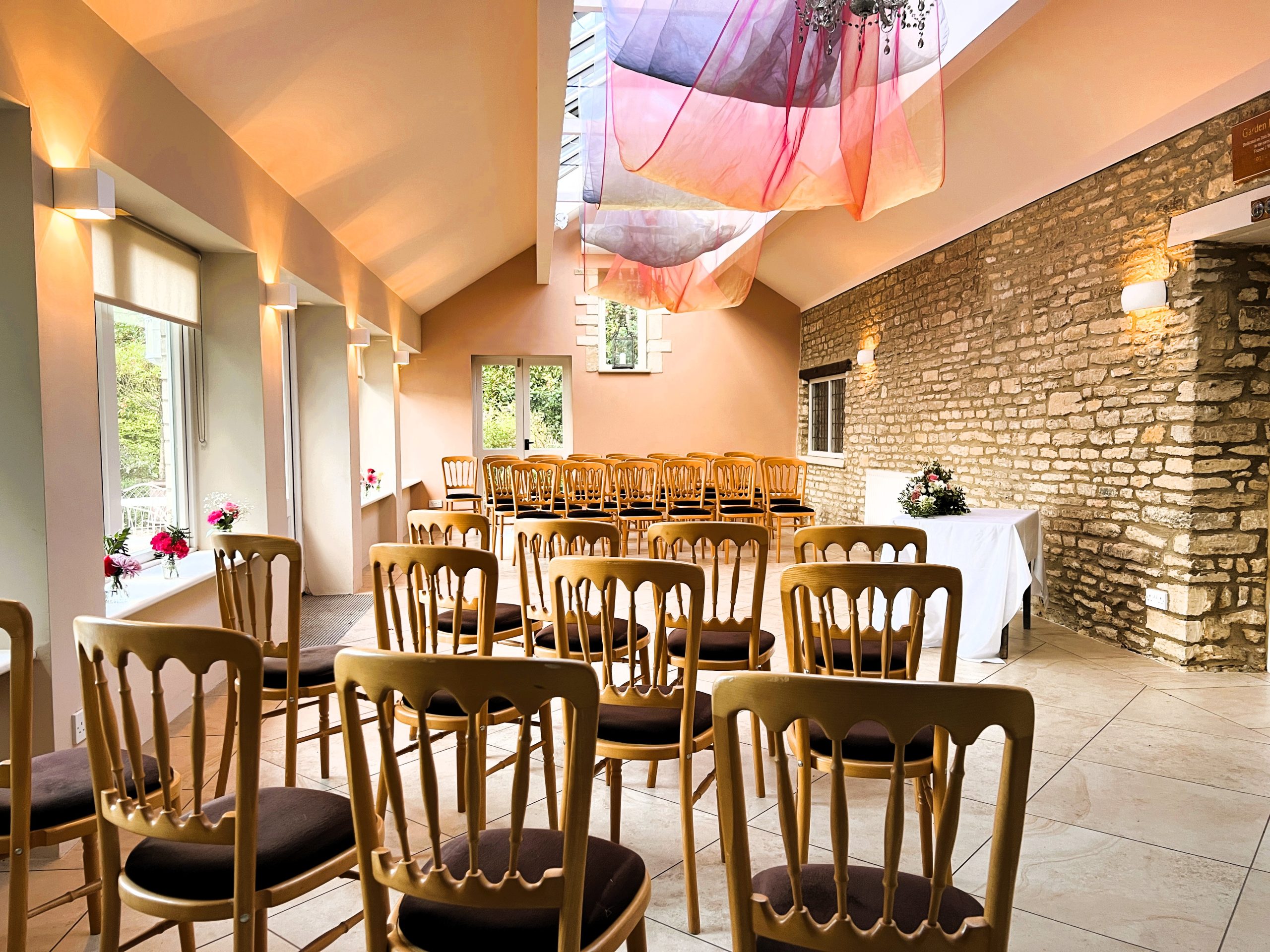 Garden Room CC for 40 a radiate